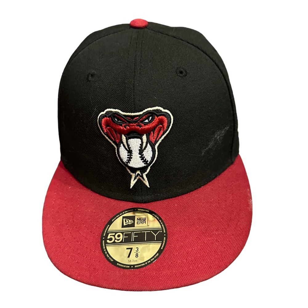 New‎ Era hat size 73/8